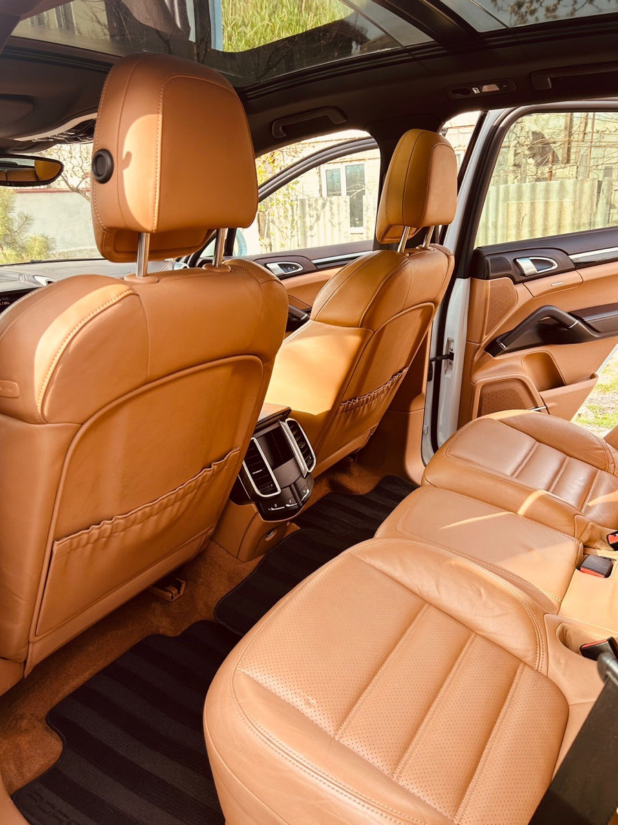 Porsche Cayenne foto 5