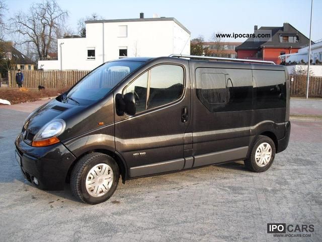 Renault Vivaro фото 0