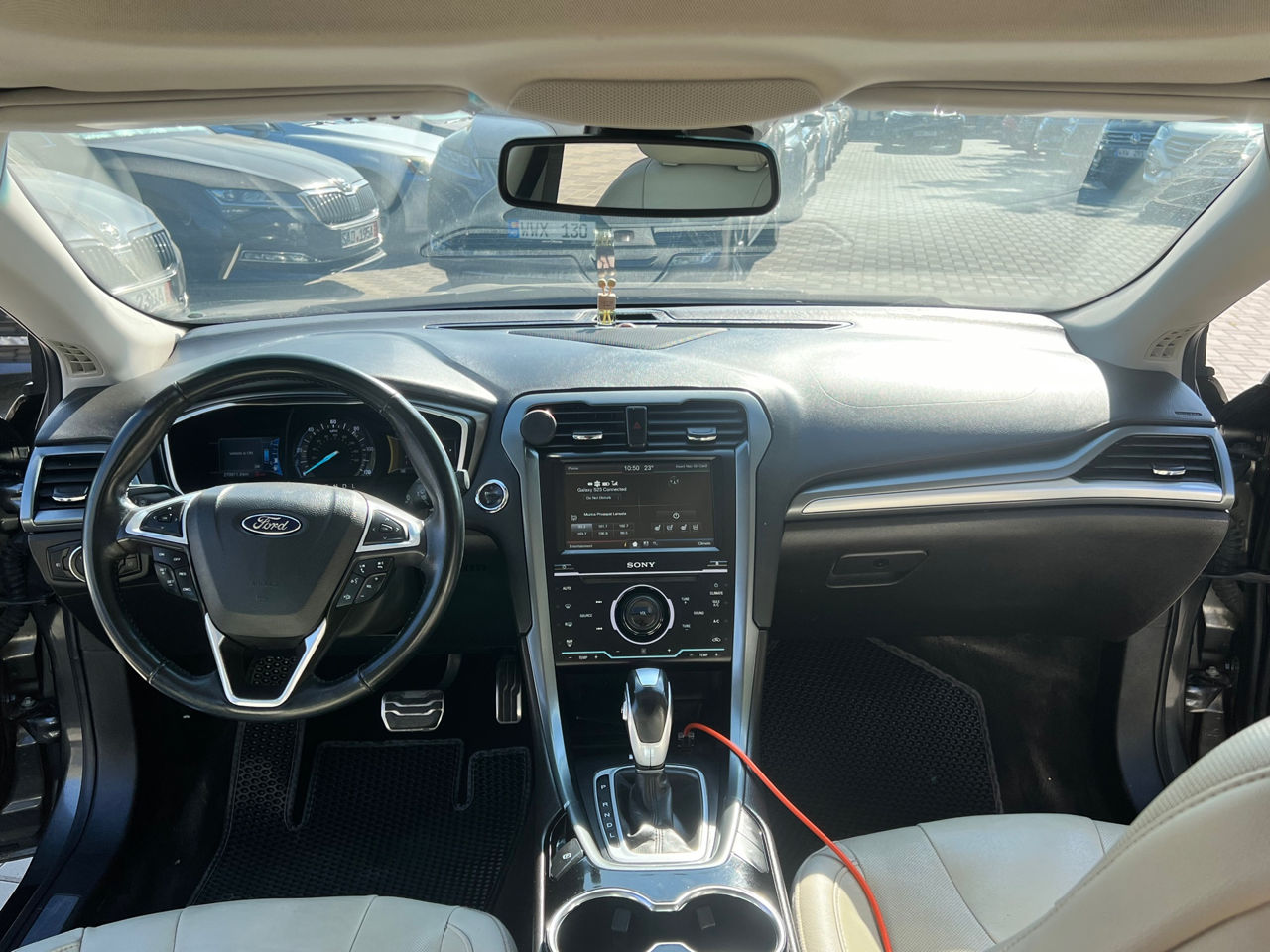 Ford Fusion foto 7