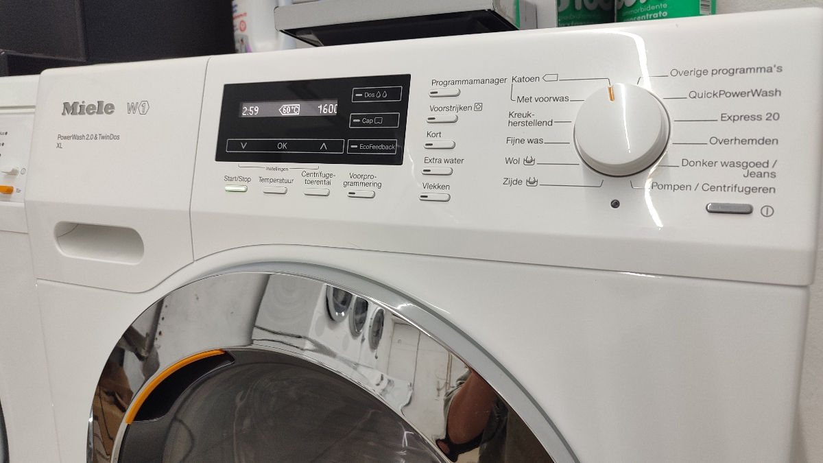 Стиральная машина Miele W1 foto 8