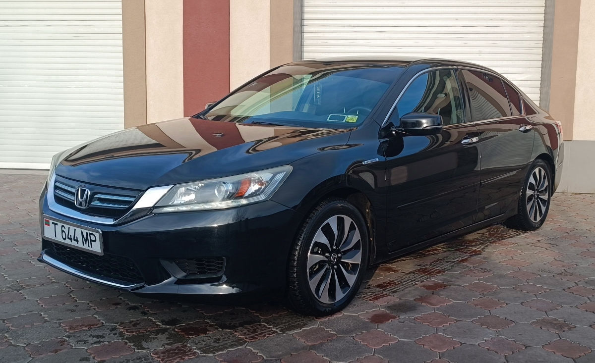 Honda Accord фото 1