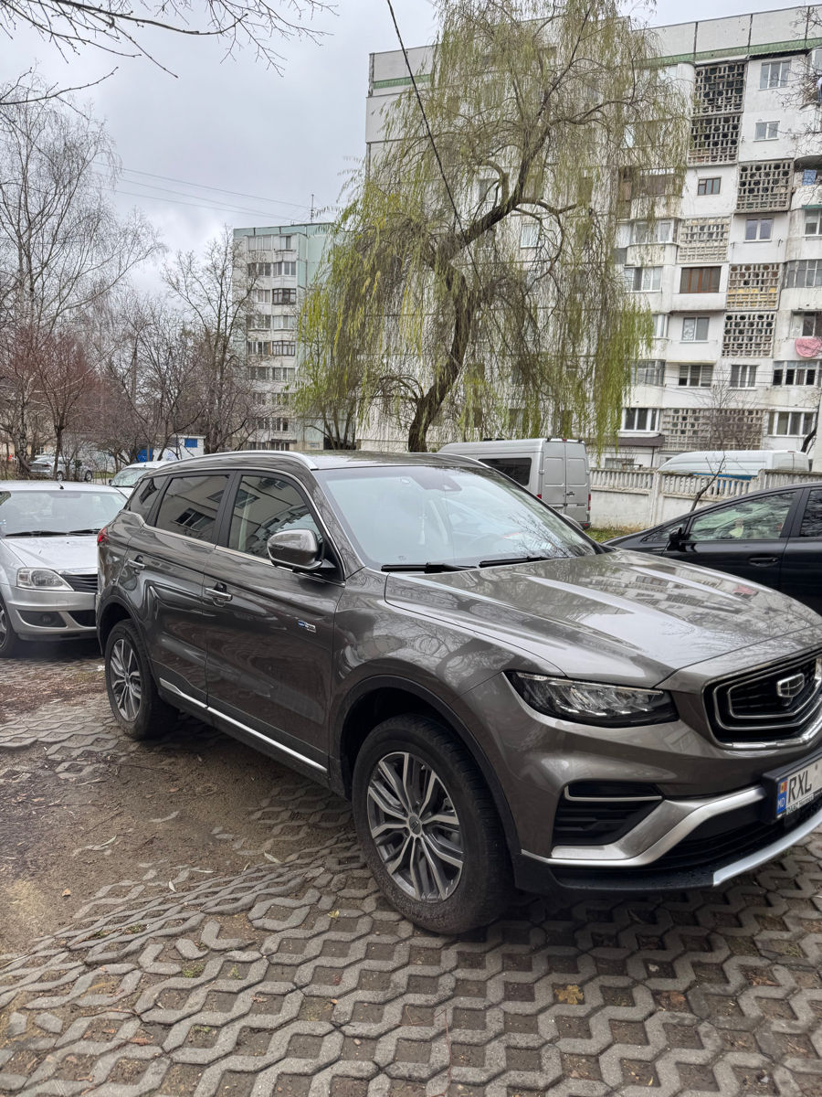 Geely Atlas Pro foto 1