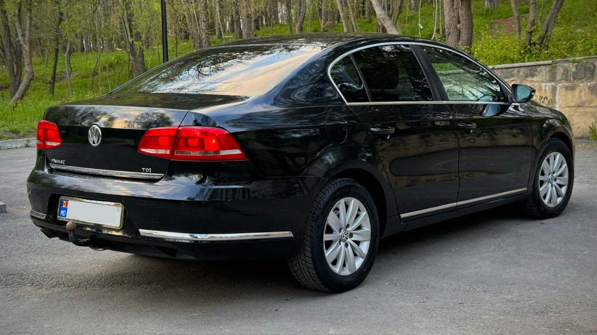 Volkswagen Passat foto 2