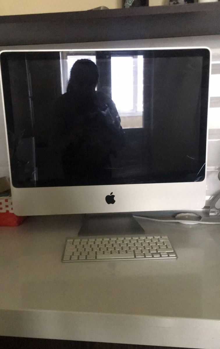 Imac 2007 ( на запчасти)Экран целыйВключается foto 1