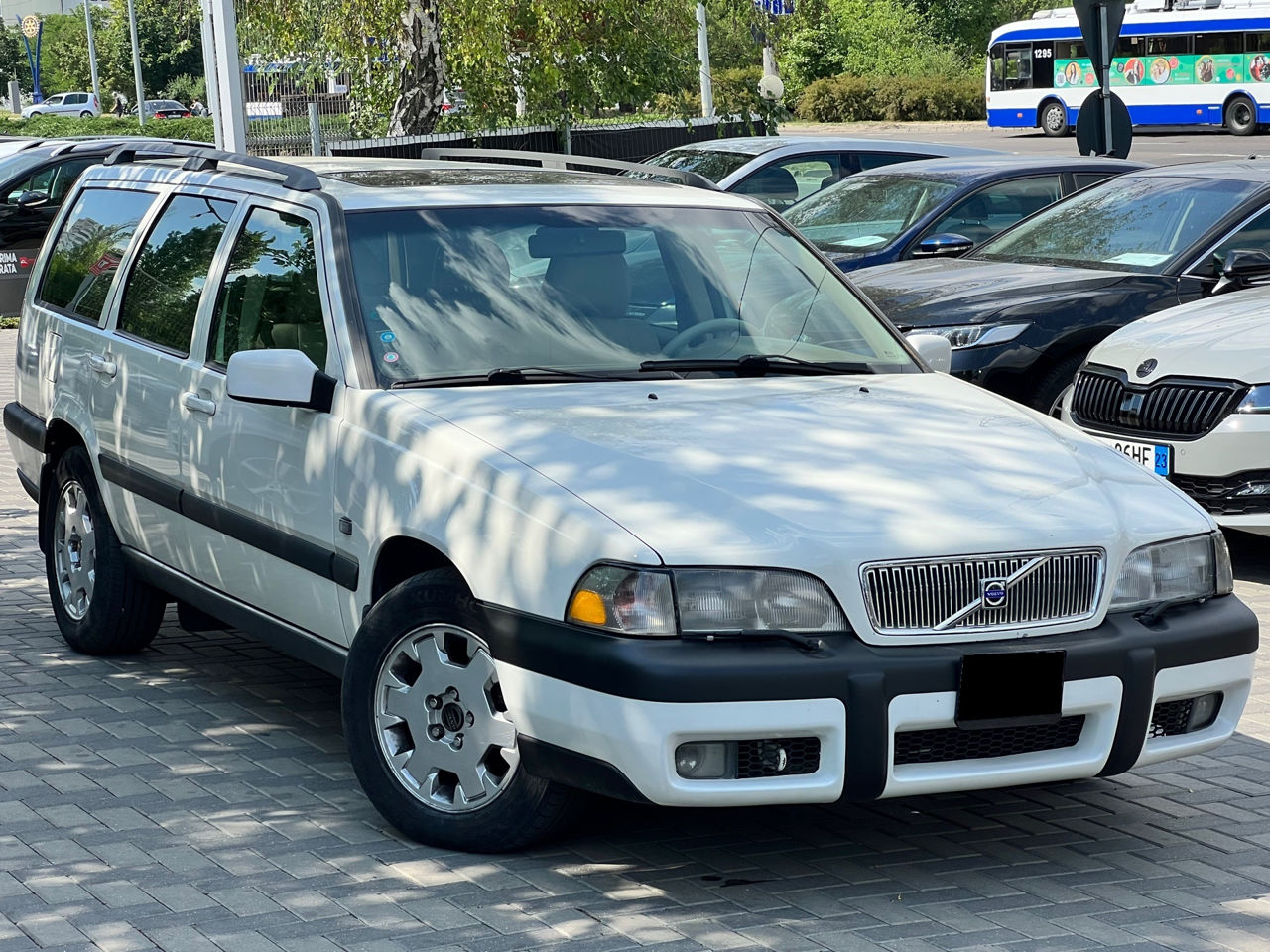 VolvoV70
