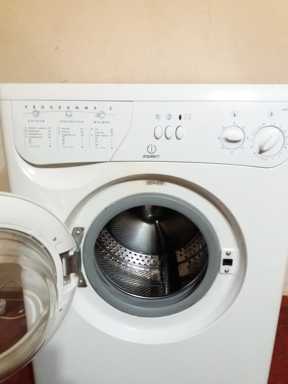 indesit w83