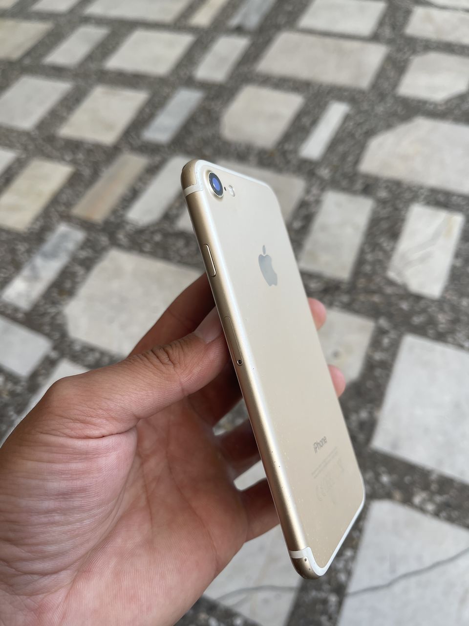 Iphone 7 32gb gold