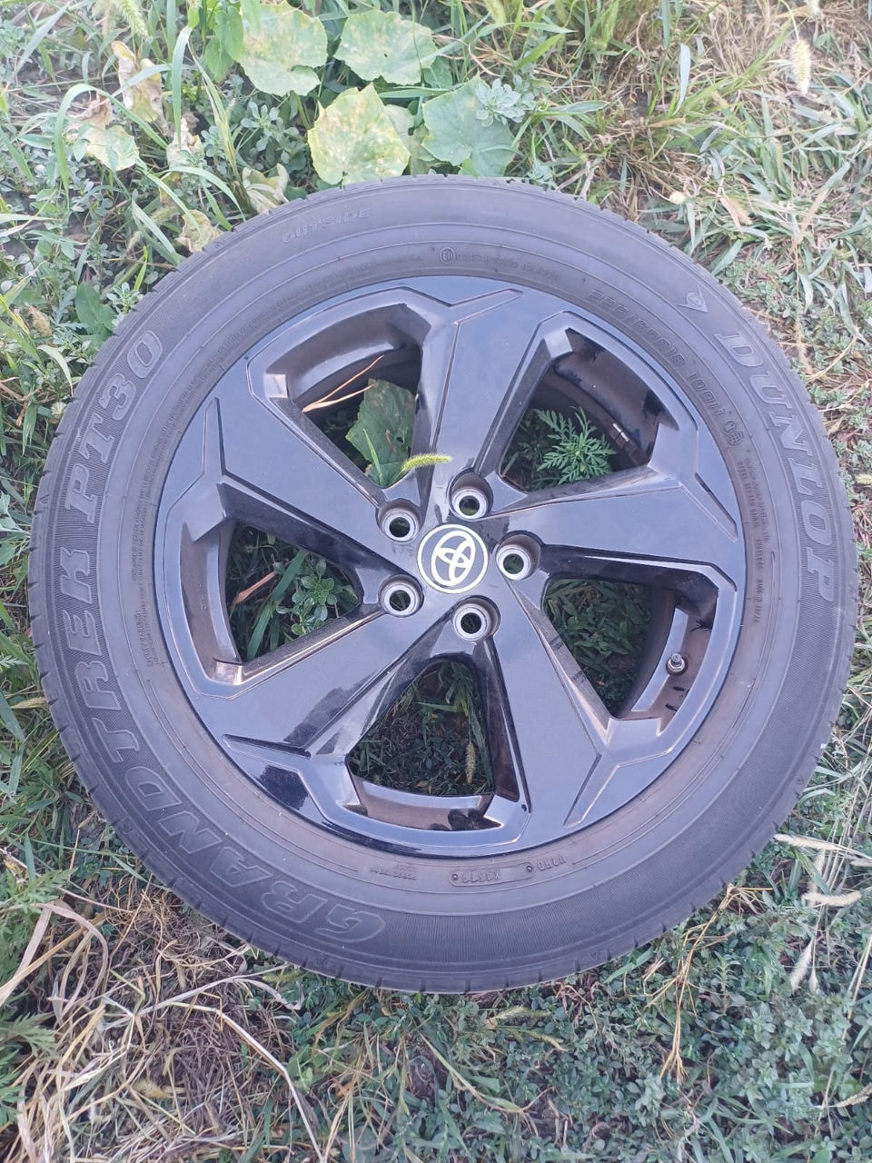 Vind 4 Cauciucuri de vara 225 60 R18 foto 0