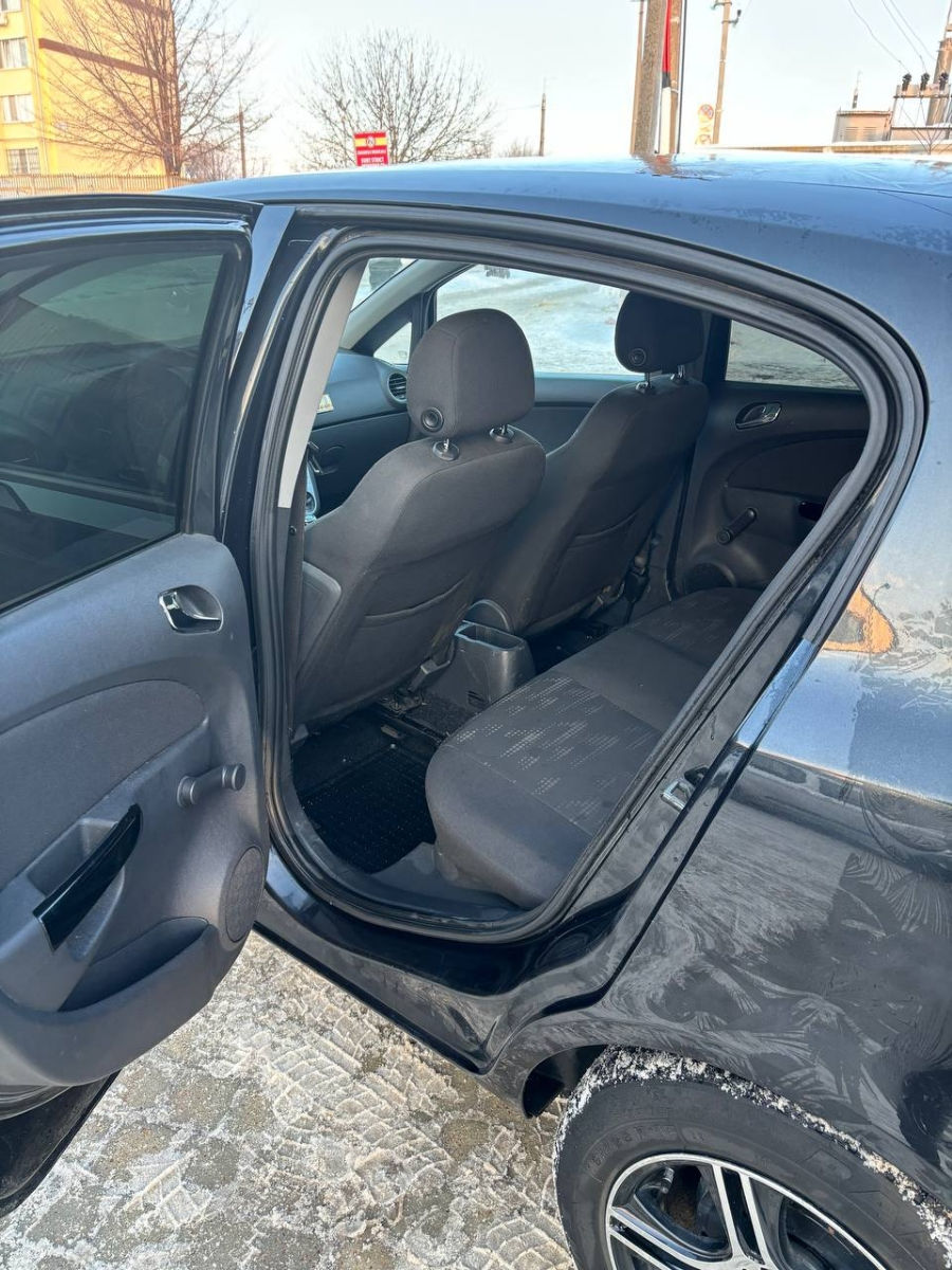 Opel Corsa foto 9