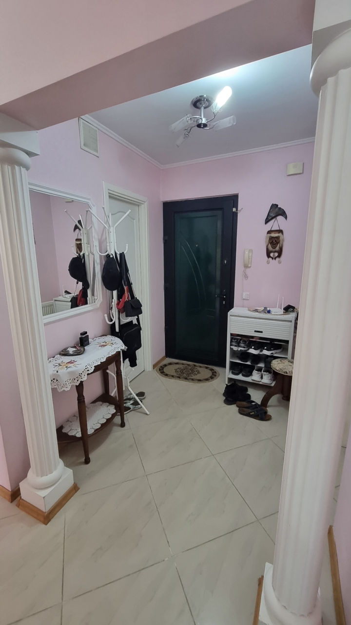 Apartament cu 3 camere, 108 m², Botanica, Chișinău foto 7