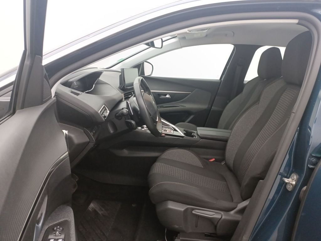 Peugeot 3008 foto 3