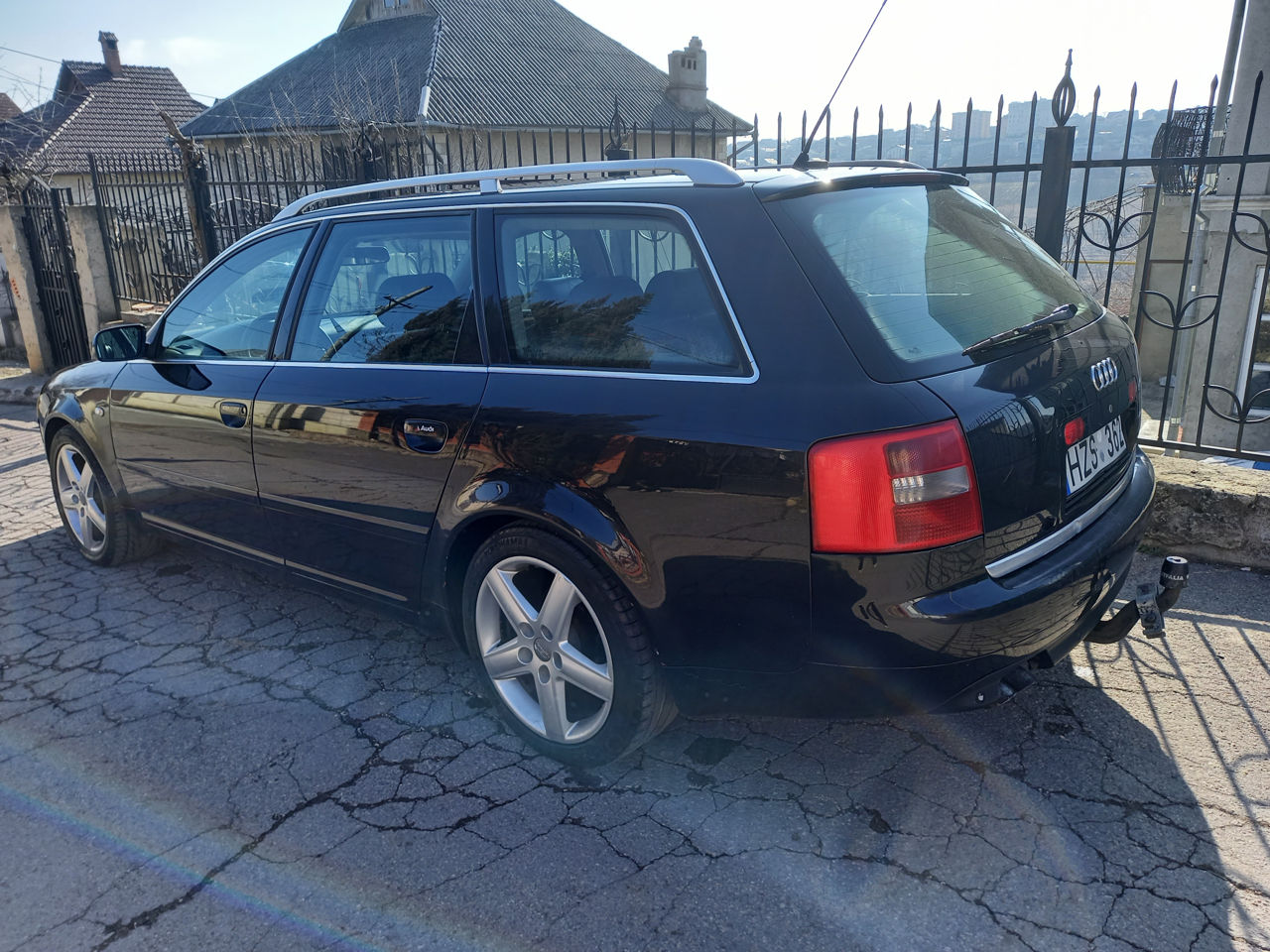 Piese audi A6 c5  2.5 tdi 2003  sunt toate piesele , si alte modele foto 1