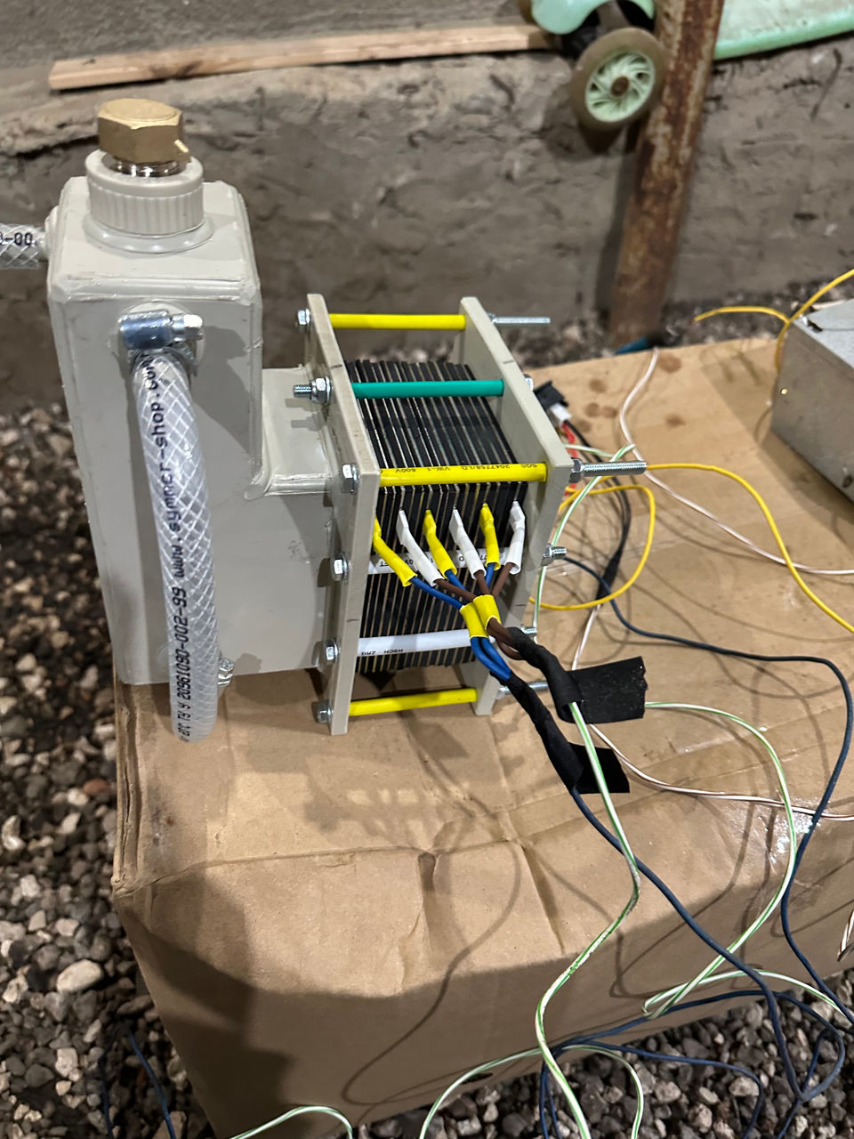 Generator de combustibil cu apă, transformă apa în cu hidrogen pentru mașină poliuretan bucse.md фото 9