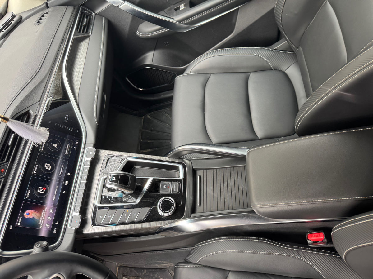 Geely Atlas Pro foto 6