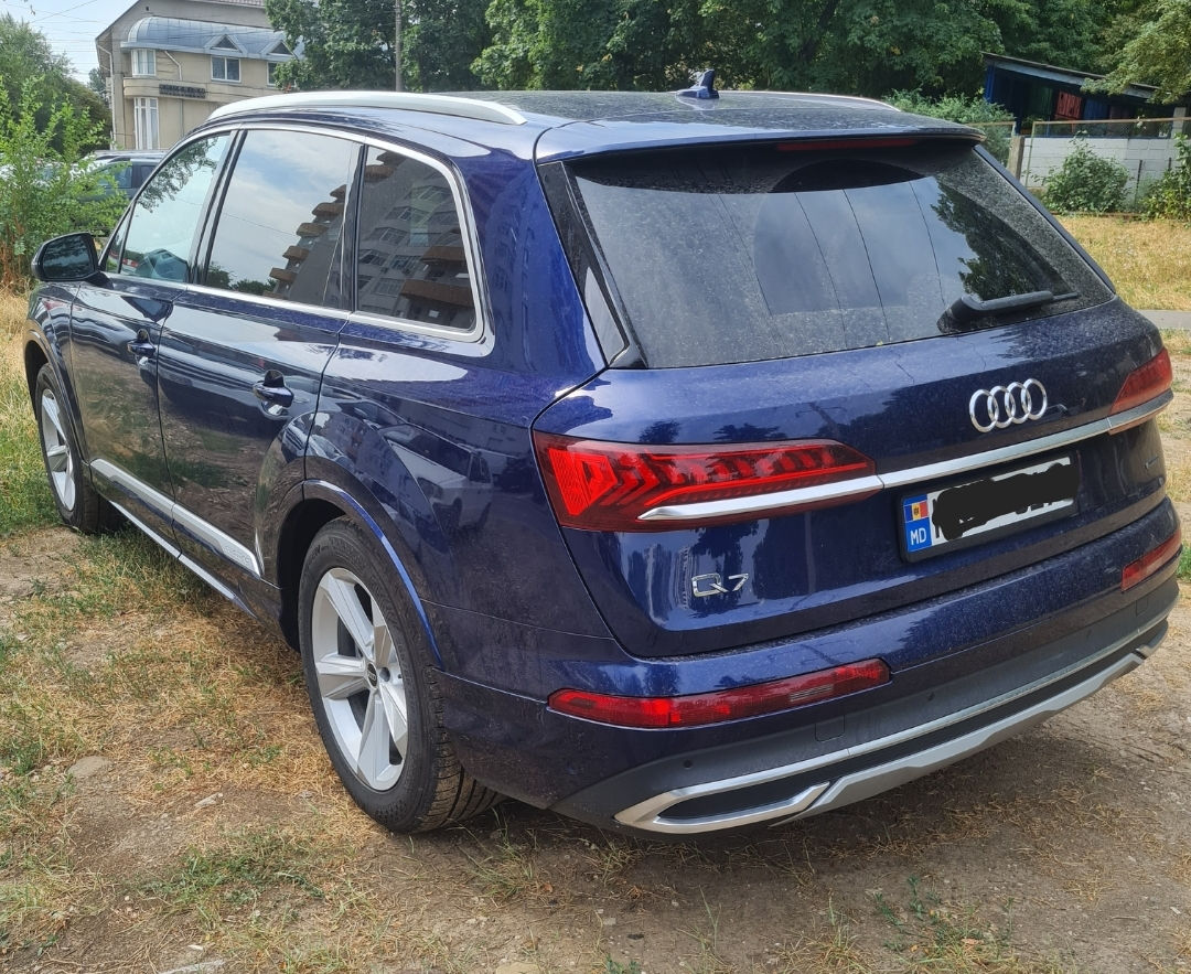 Audi Q7 foto 1