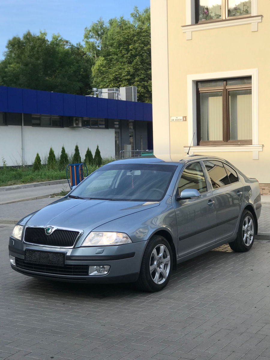 Skoda Octavia foto 2