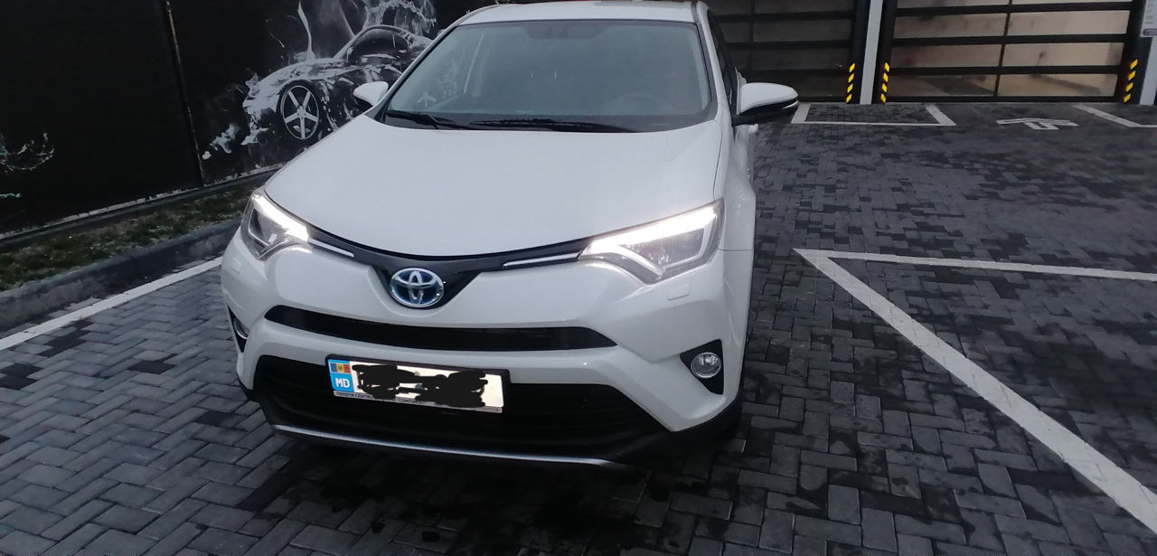 Toyota Rav 4 foto 1