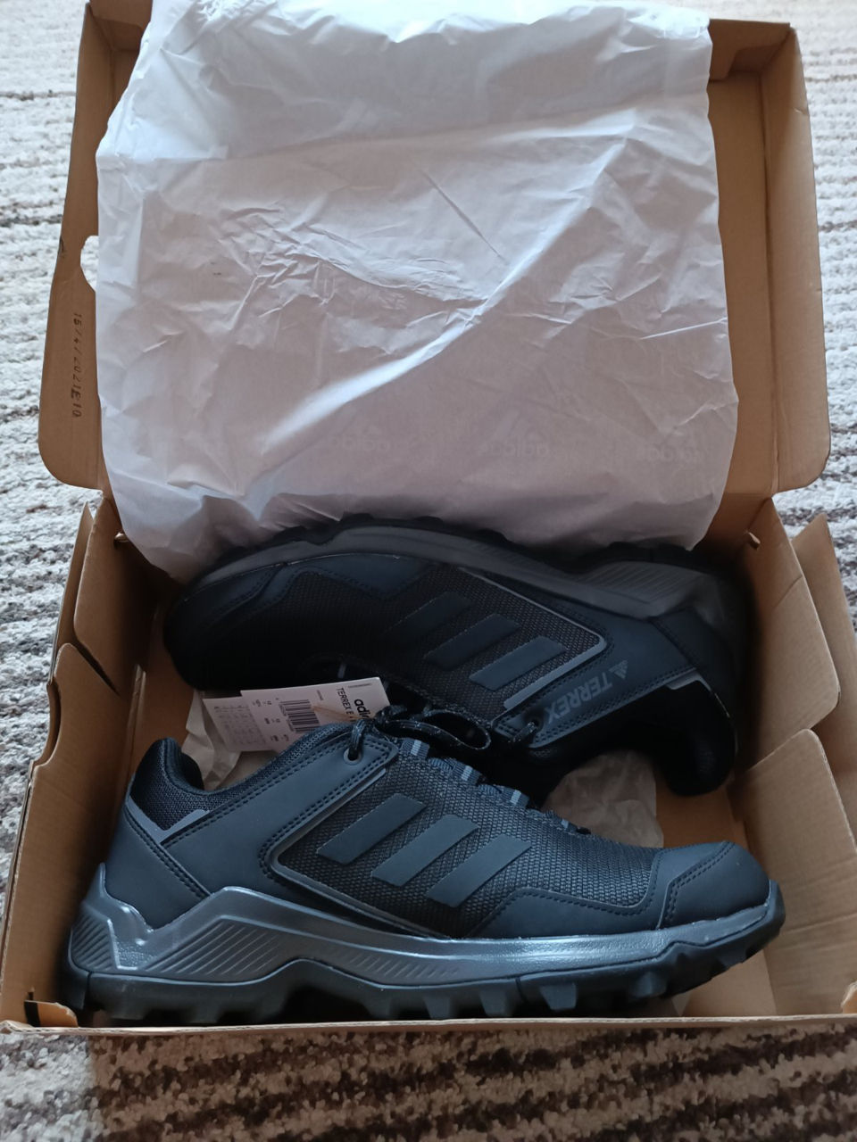 водонепроницаемые кроссовки Аdidas GORE-TEX размер 46-47