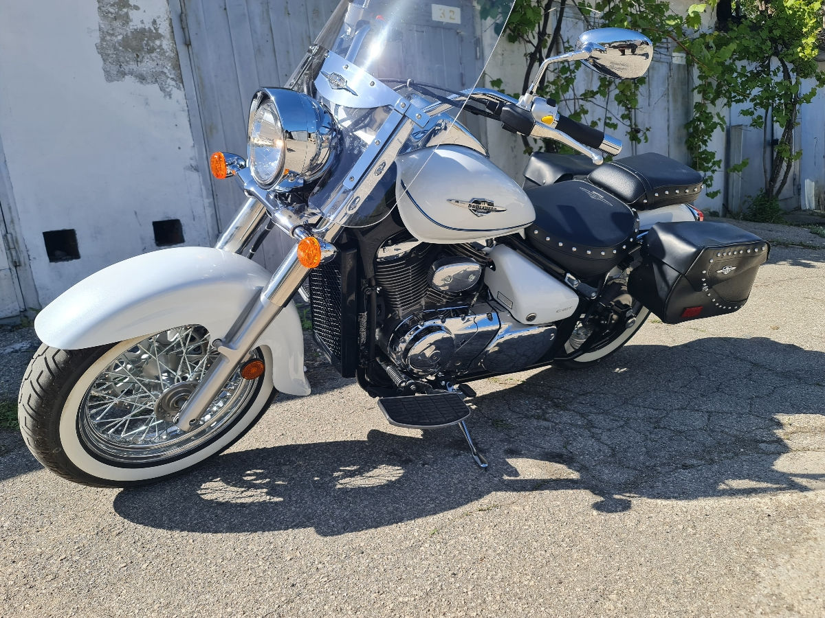 Suzuki VL800 Boulevard foto 7