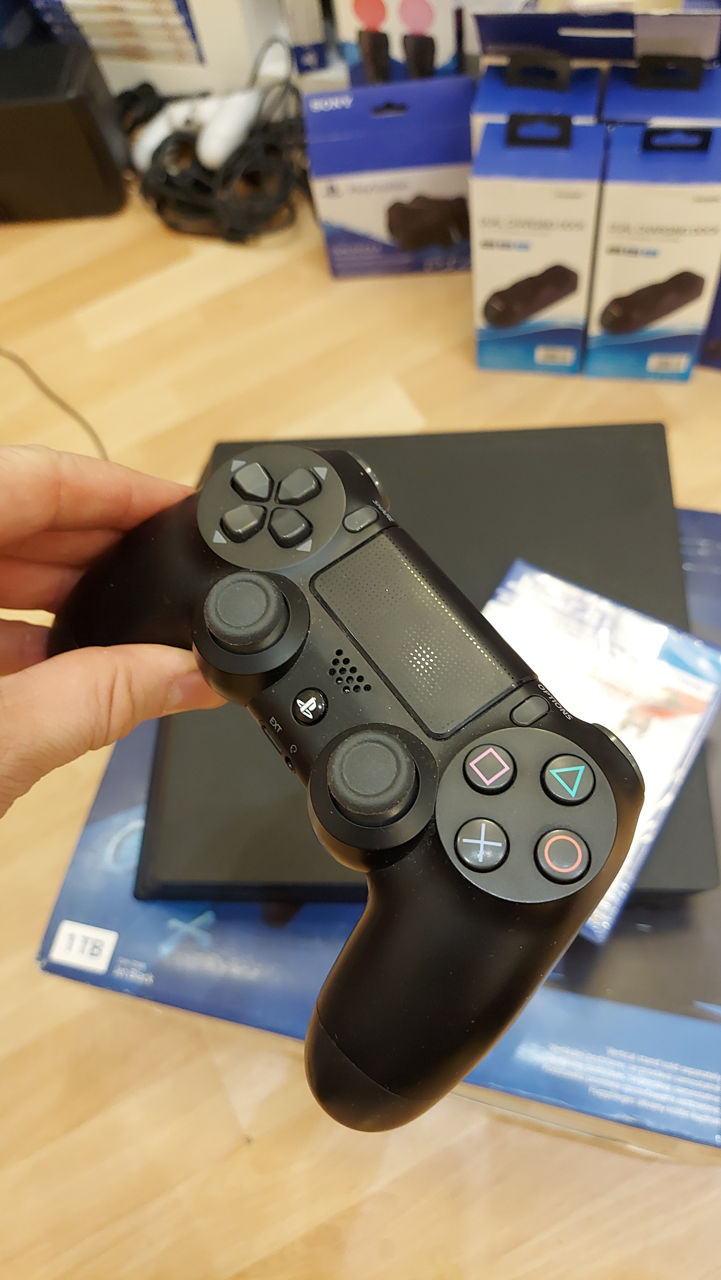 Приставка Sony Ps4 Slim 1tb Pro1tb Ps5 Slim Ревизия Новая Игры и подписка  Ps Plus EA Ubisoft