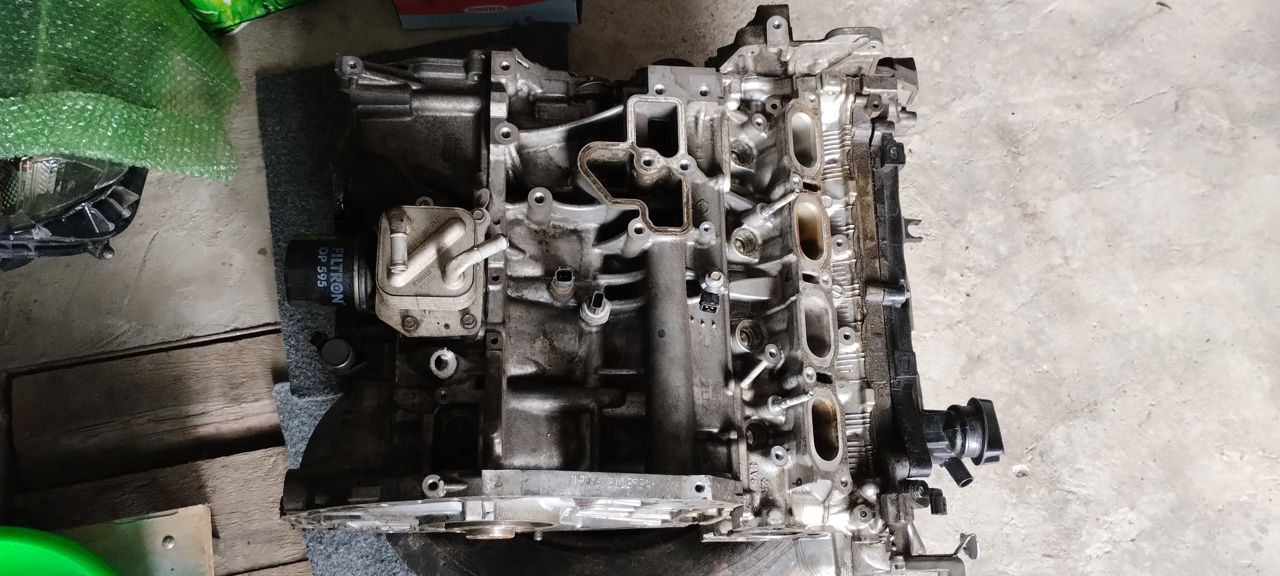 Motor 1.6 Turbo benzină Nissan Juke /X-Trail 2015 foto 1