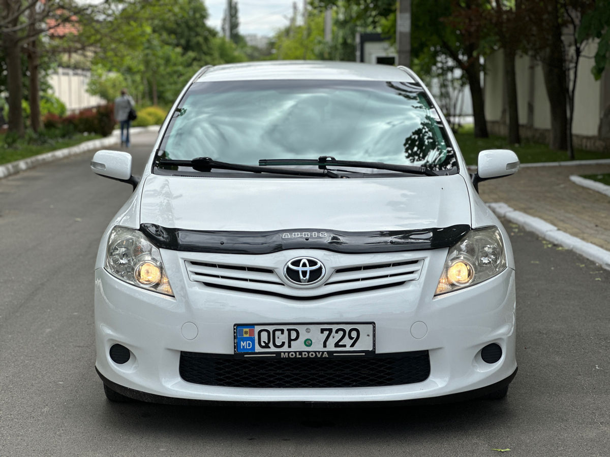 Toyota Auris foto 2