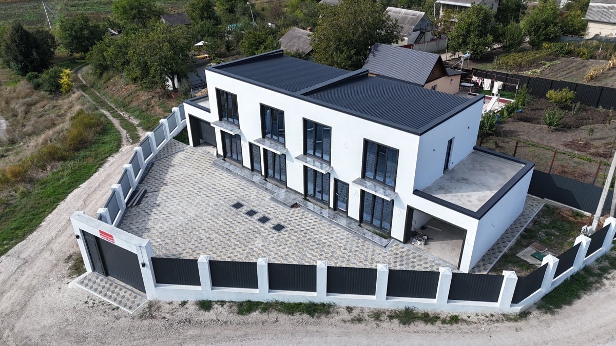 Townhouse,  165 m²,  Bălți