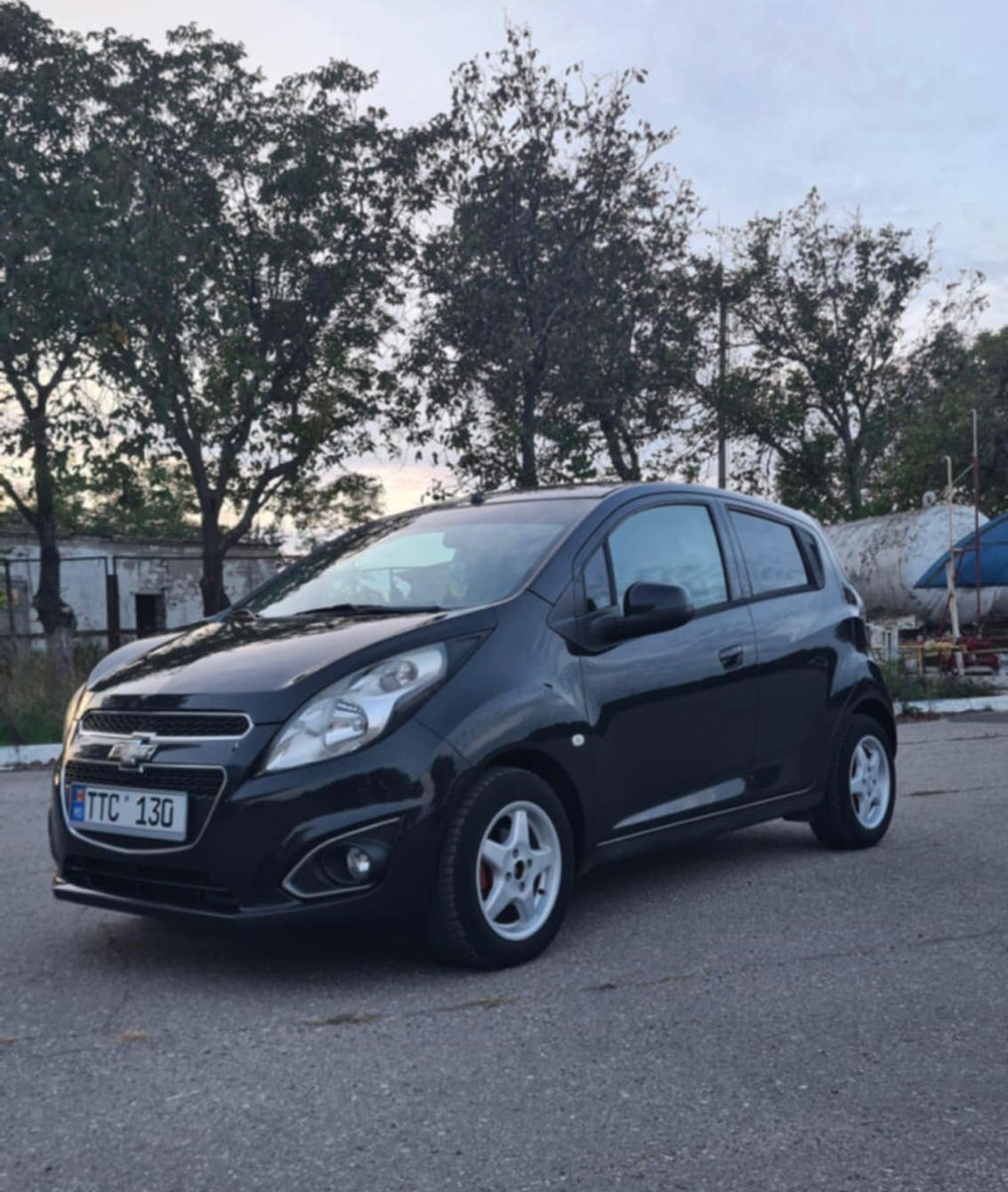 Chevrolet Spark фото 0