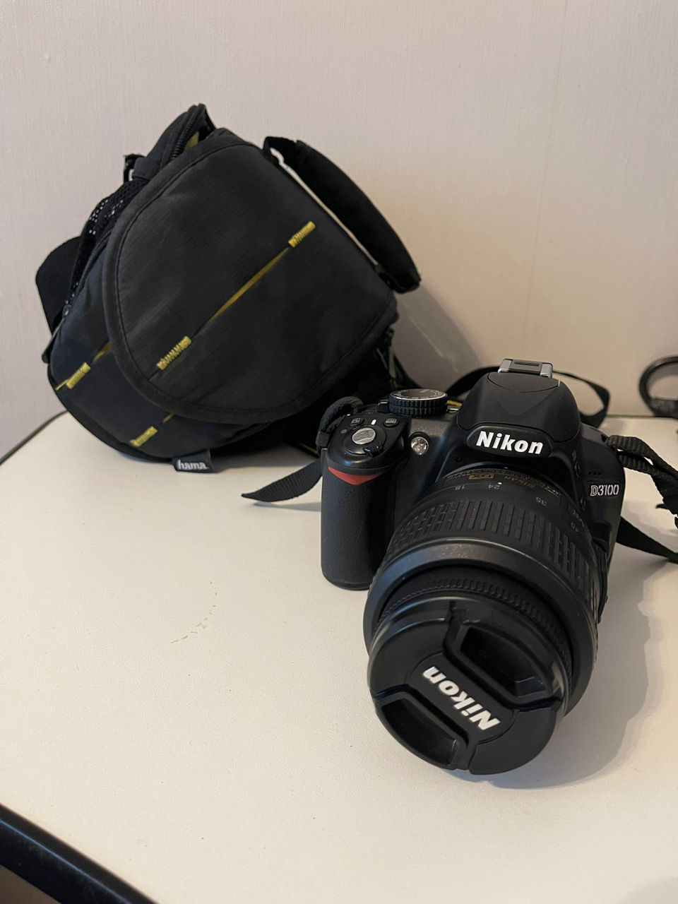 Зеркальная камера, фирма Nikon , в идеальном состоянии.