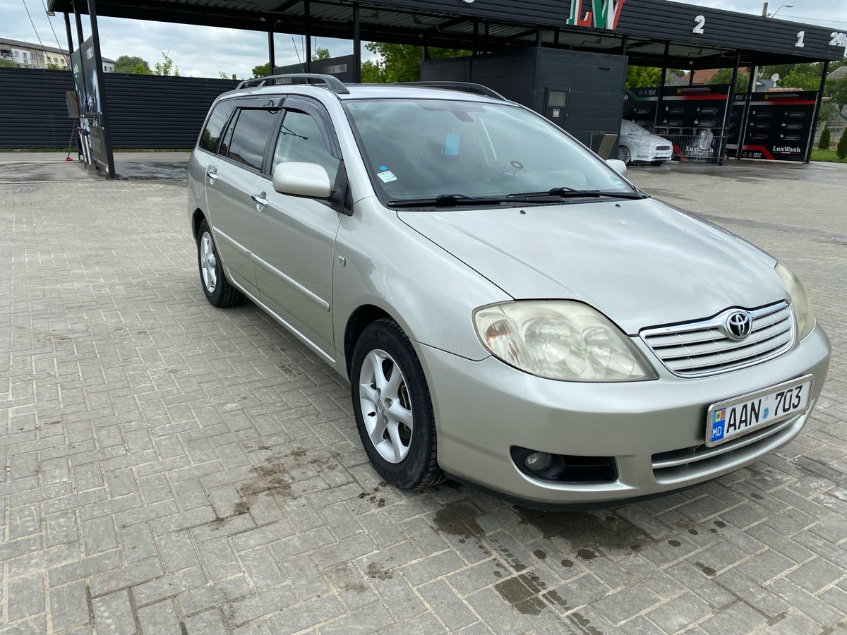 Toyota Corolla фото 4