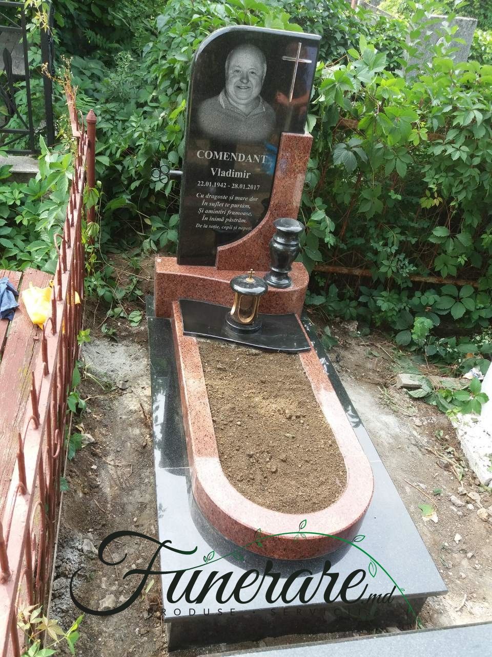 Monumente si articole funerare de la producator фото 4