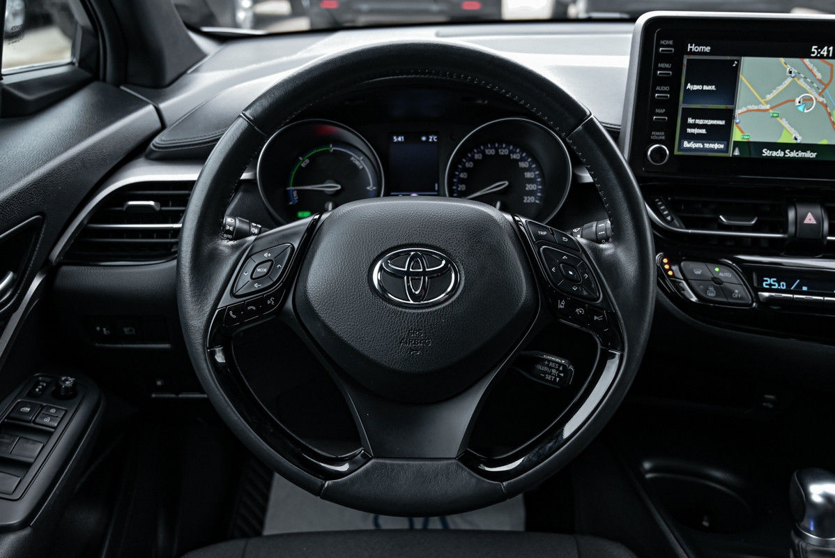 Toyota C-HR foto 9