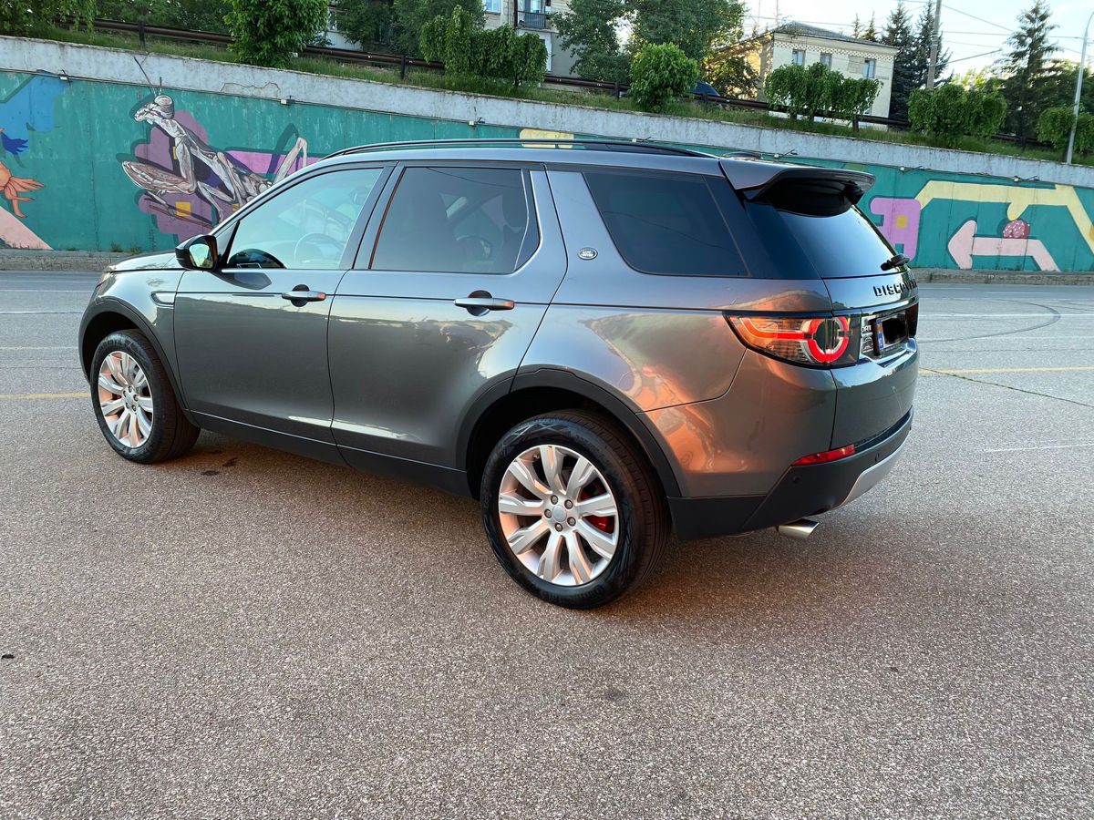 Land Rover Discovery Sport foto 1