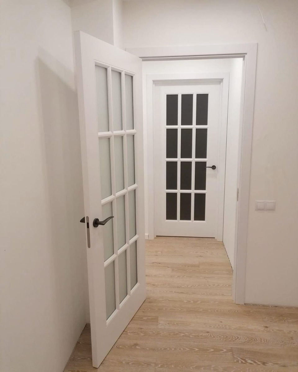 Montare uși de interior profesional foto 0