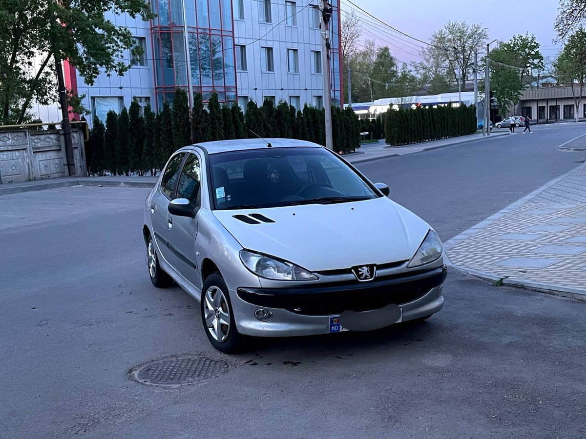 Peugeot 206