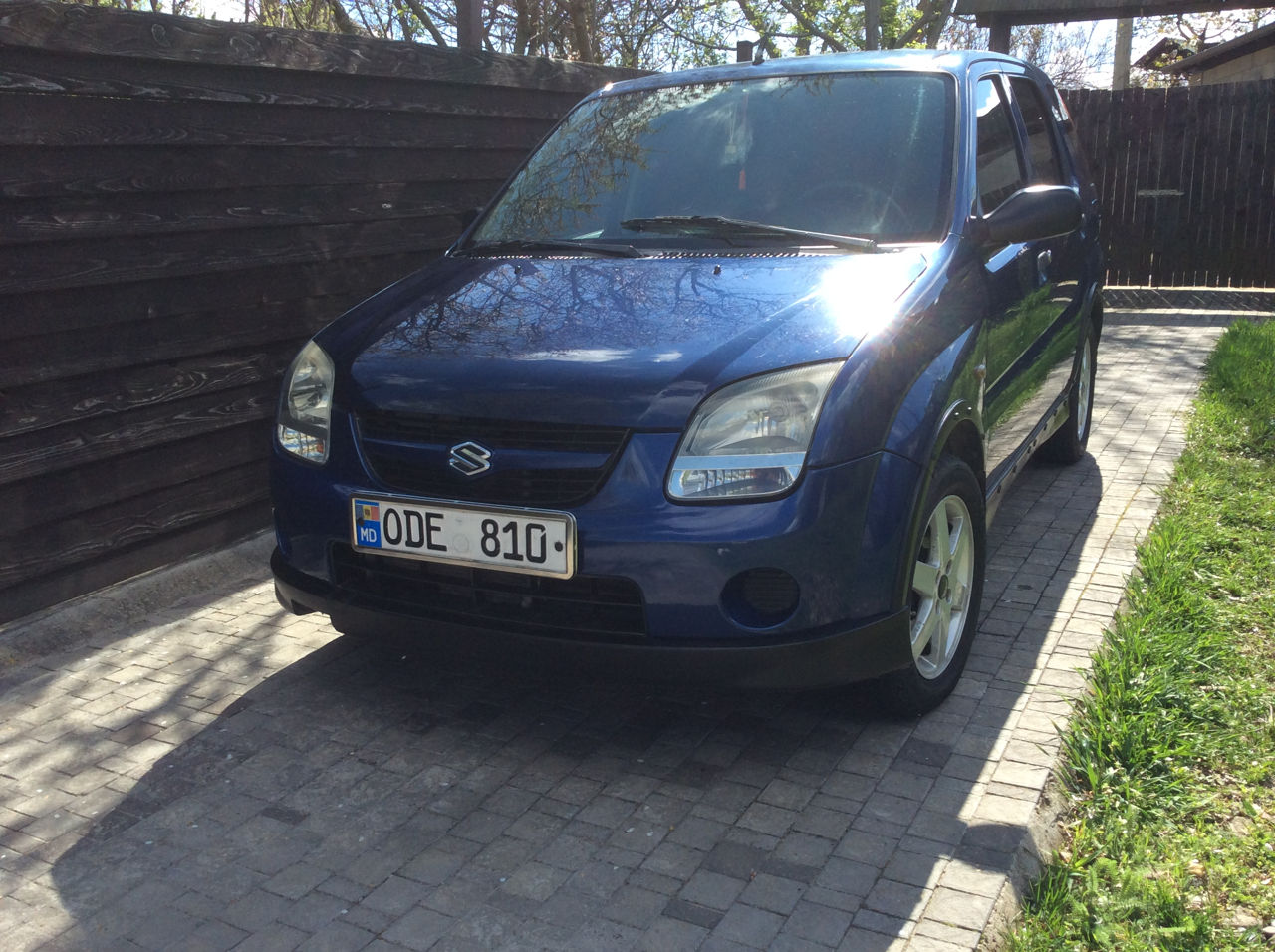 Suzuki Ignis foto 0