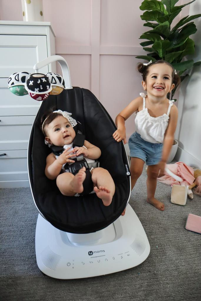 Электрическое кресло-качалка MamaRoo 4Moms 5.0 foto 8