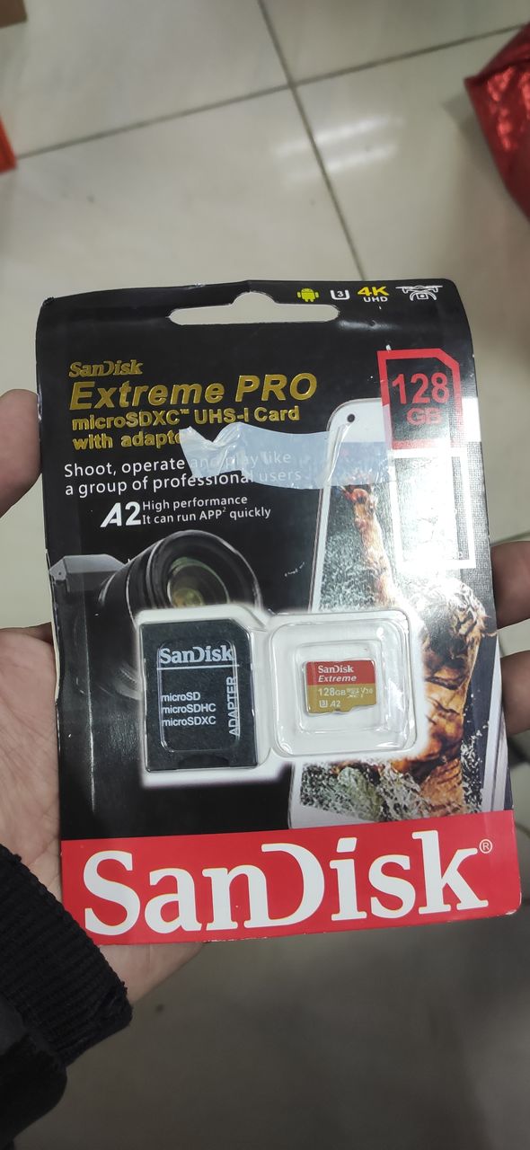 Флэшка микро на 128 gb новая