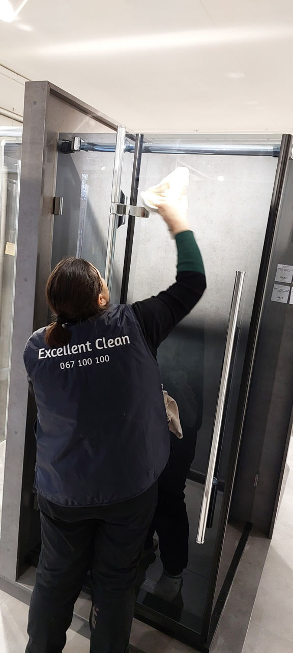 Servicii de curatenie de cel mai inalt nivel, la preturi accesibile! фото 3