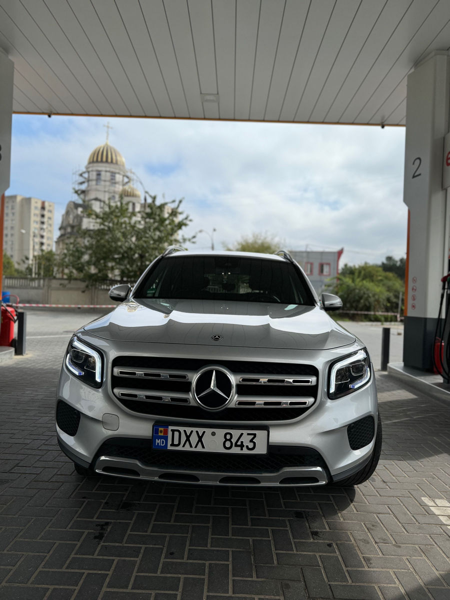 Mercedes GLB foto 0