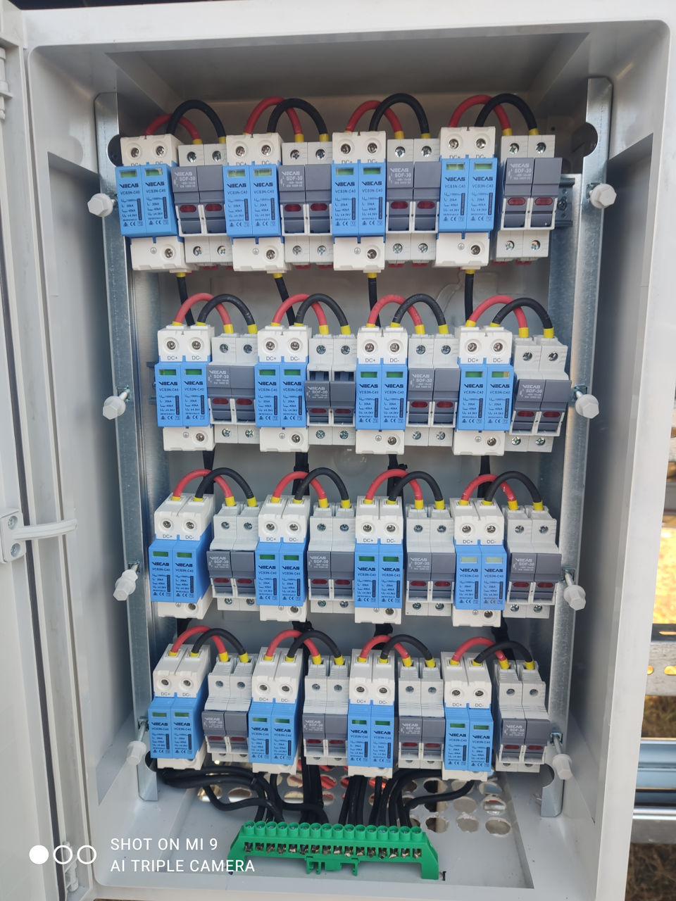 Parc Fotovoltaic 3.3 MWatt afacere in domeniul energetic!!! foto 1
