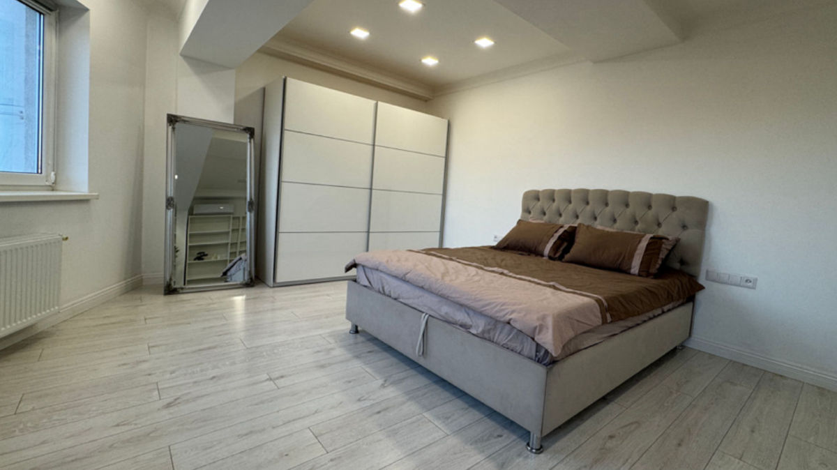 Apartament cu 2 camere, 65 m², Râșcani, Chișinău foto 4