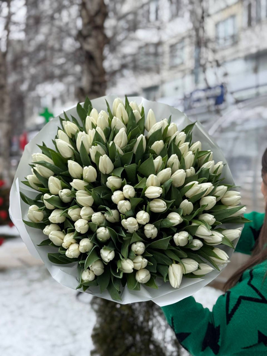 Cutii cu trandafri, buchete mari, dulciuri, jucarii din pluș. La noi le gasesti pe toate!i foto 0