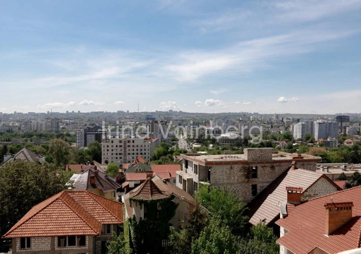 Apartament cu 3 camere, 160 m², Râșcani, Chișinău foto 0