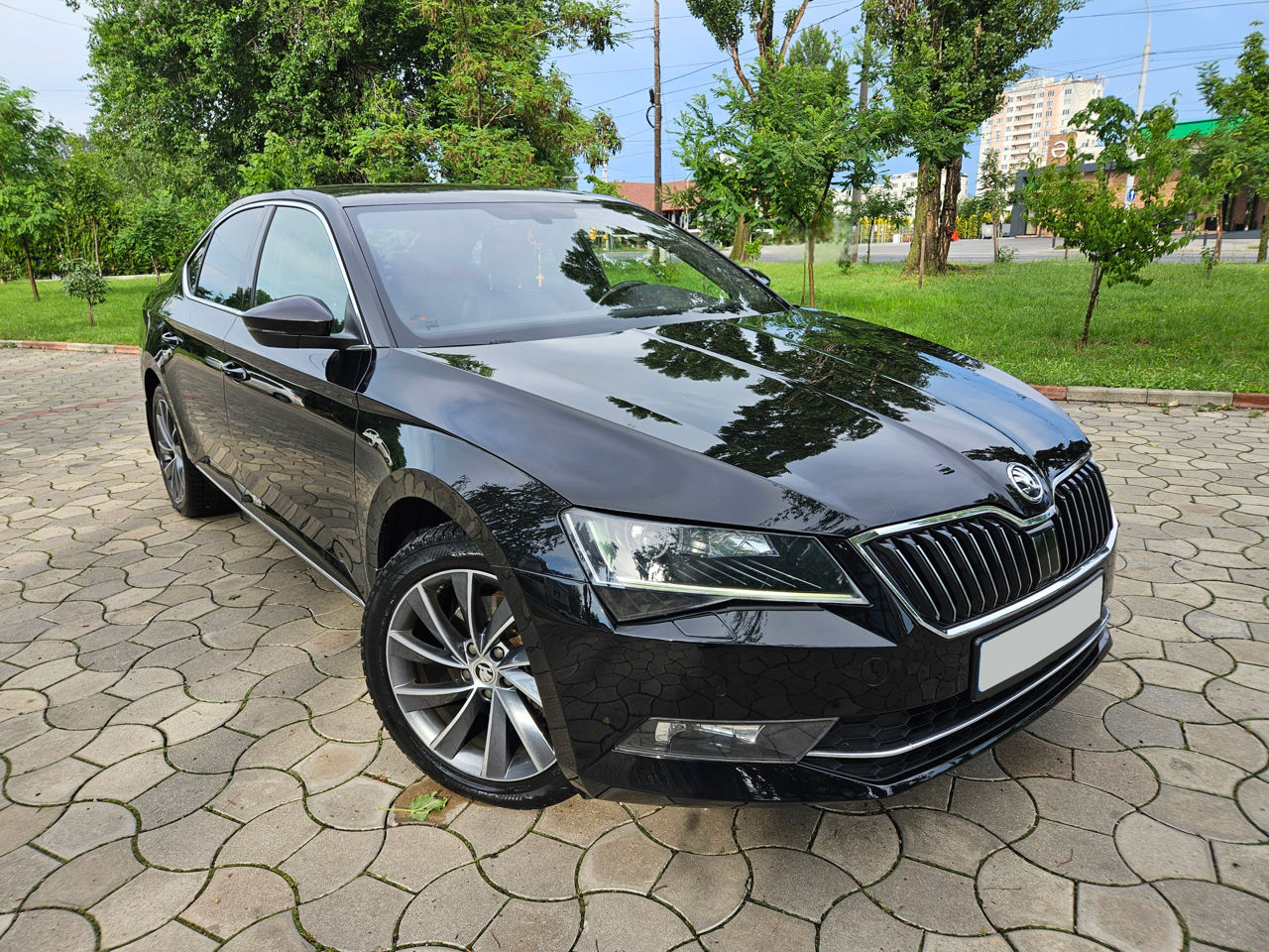 Skoda Superb foto 0