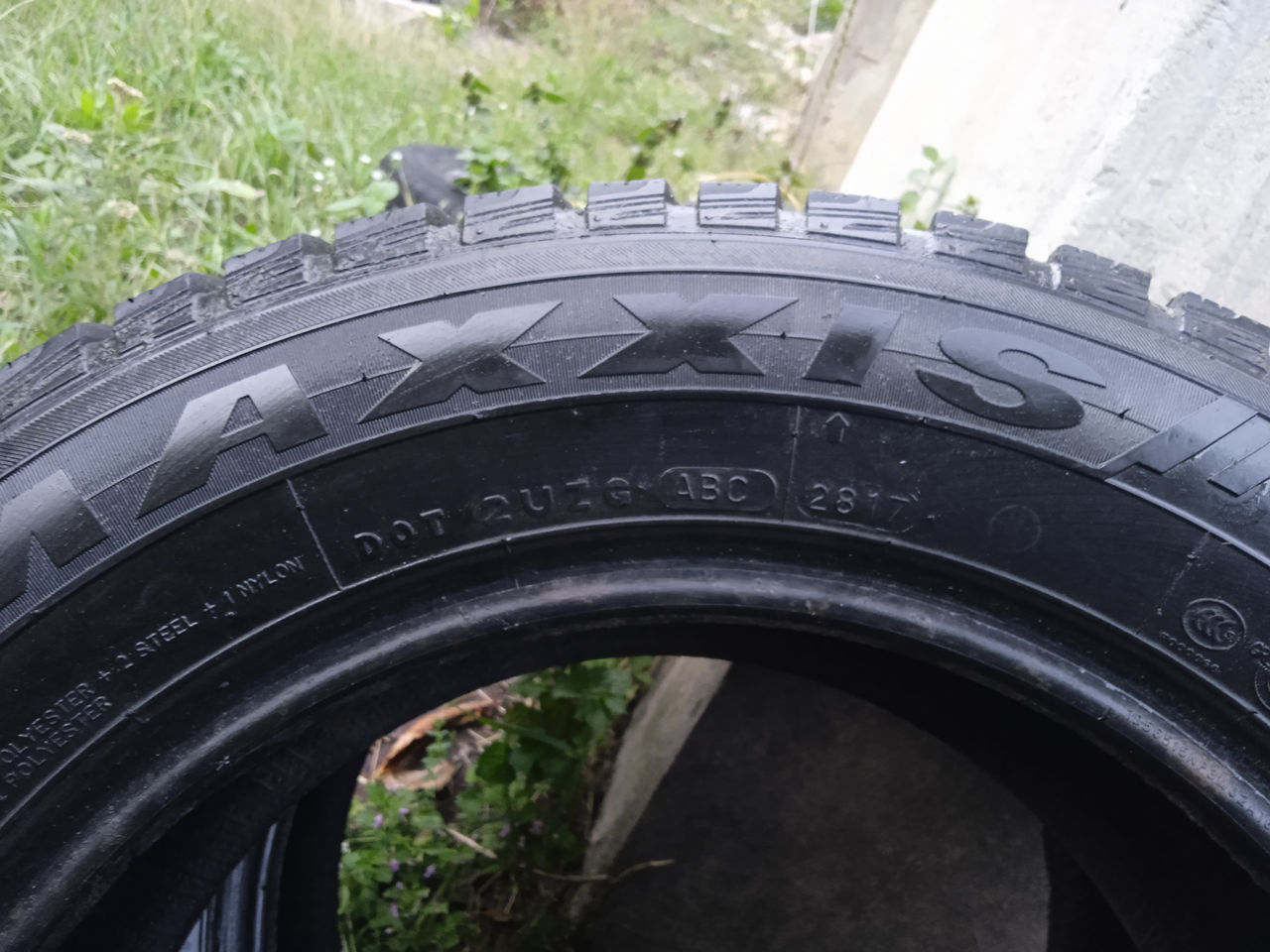 Maxxis R15 195/65 (80%)