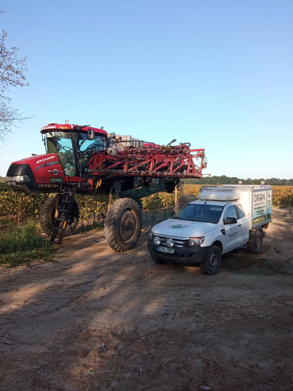 Stropire Agricolă Profesională cu Drone Agricole/ Профессиональное Опрыскивание Полей Агро Дронами  foto 13