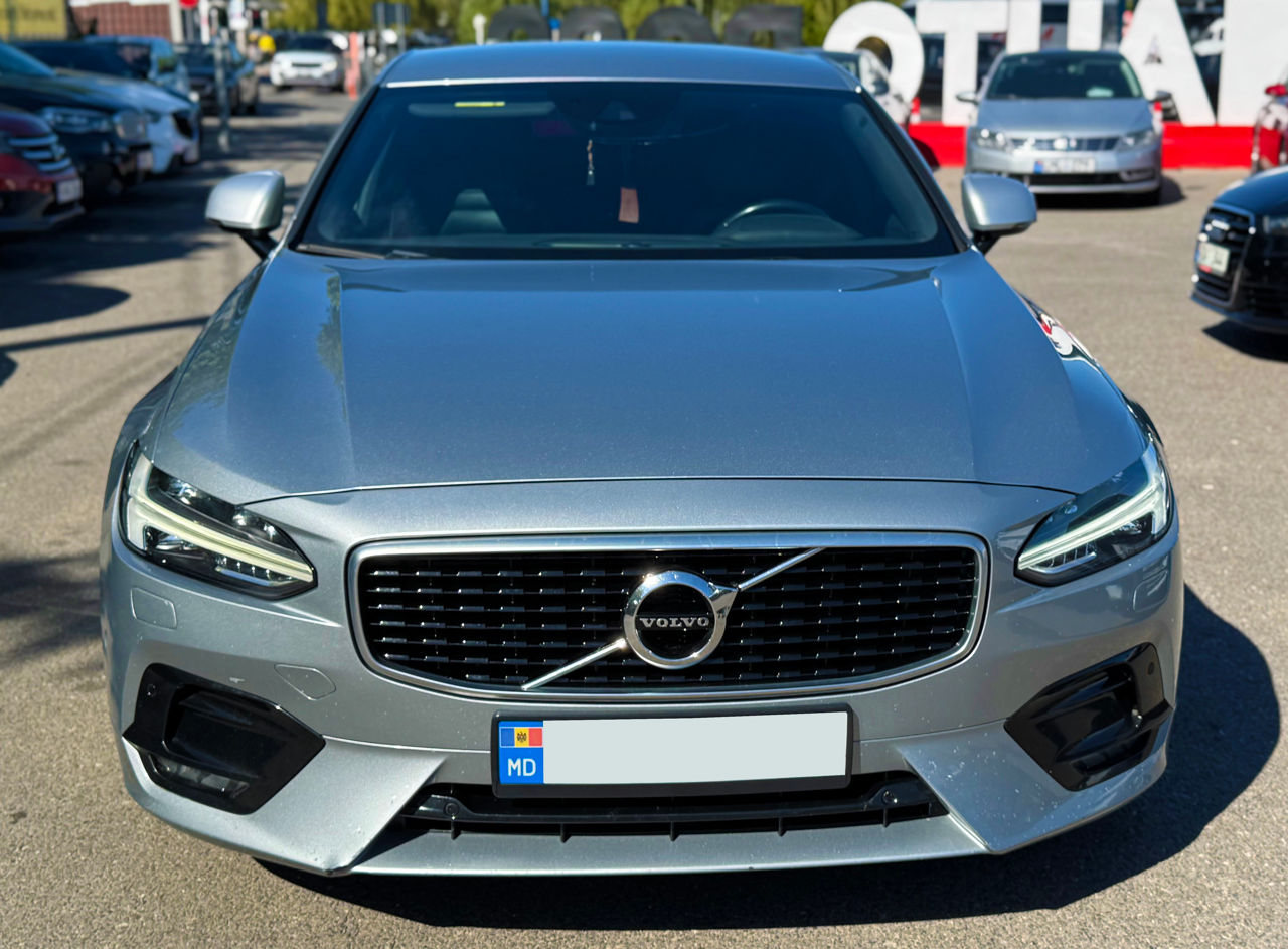 Volvo S90 foto 1