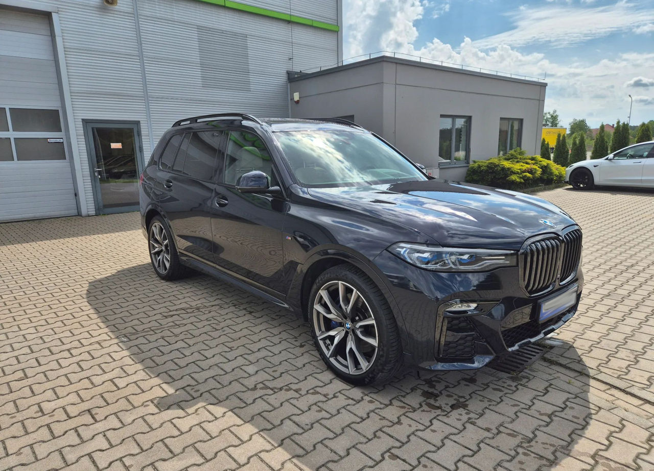 BMW X7 foto 1