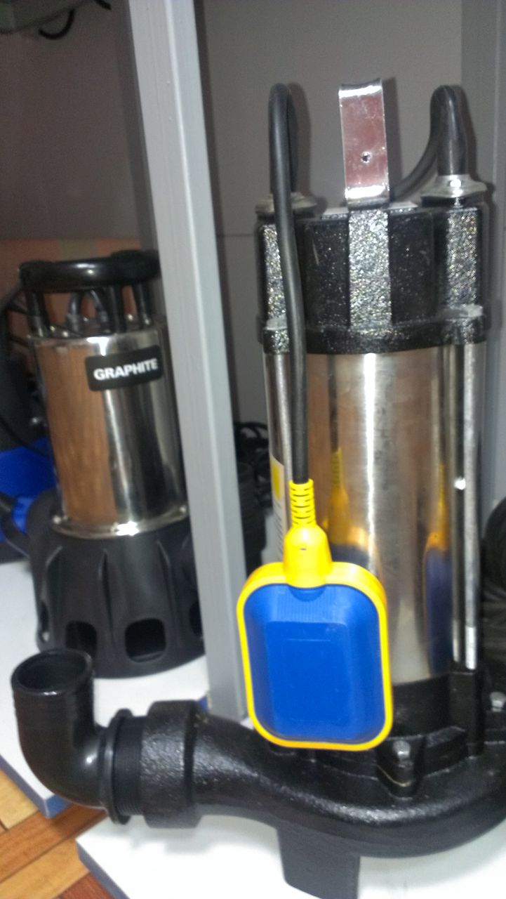 1)Погружной насос для грязной воды .2))Погружной насос для сточных и ...